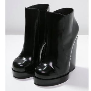 DKNY Ankle Boots